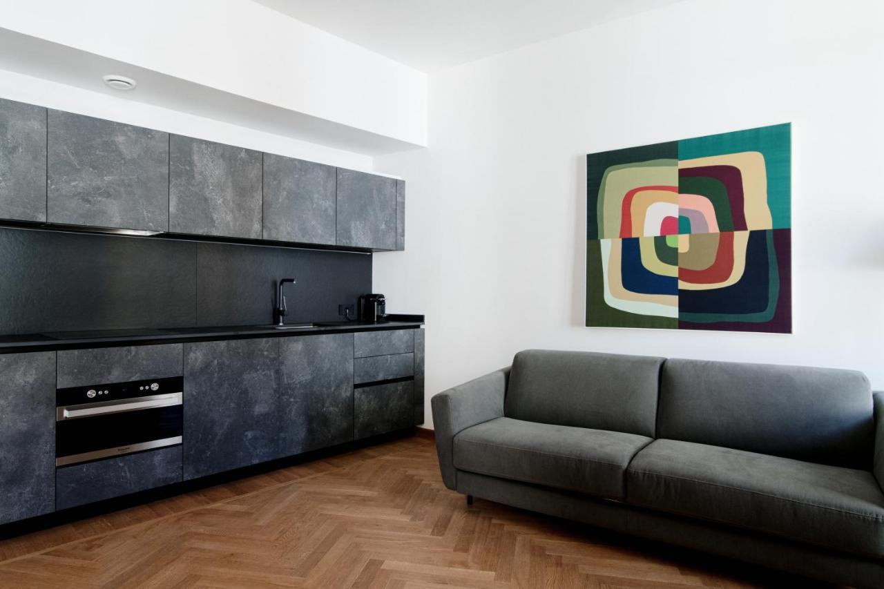 Dome'S Charme - The House Of Travelers Appartement Como Buitenkant foto